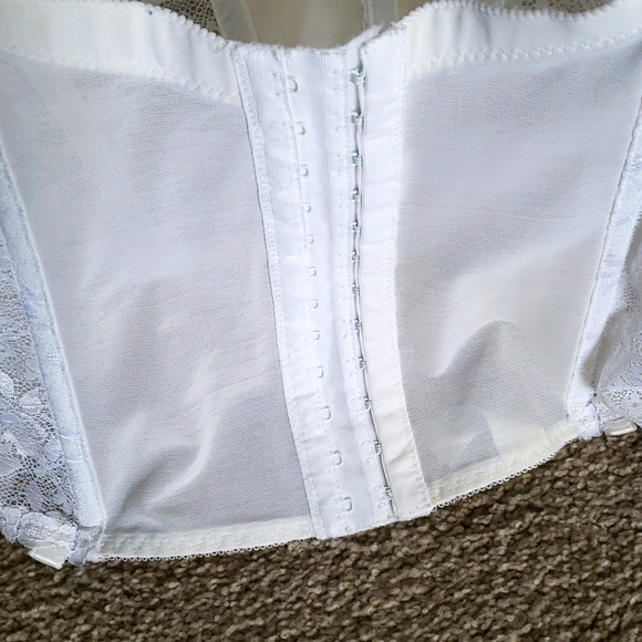 Carnival Women's strapless bustier - Picture 4 of 11